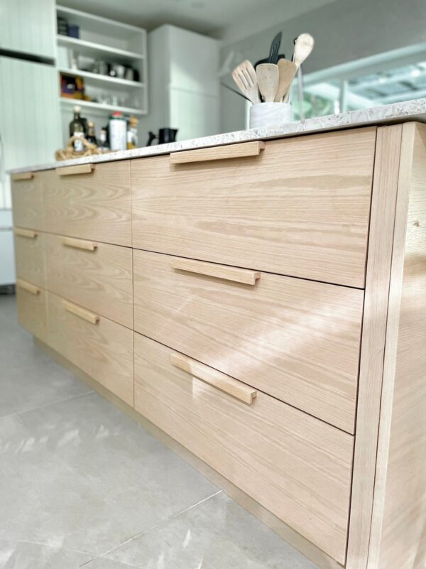 Oversized L-Shaped Oak Drawer Pull, Wooden Wardrobe Handle - Image 3